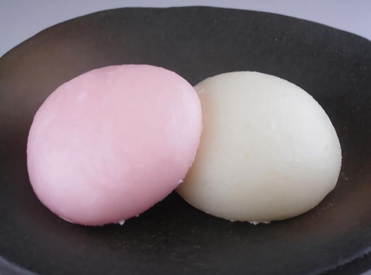 2026年1月2日、3日、4日　清風庵の紅白餅をプレゼント