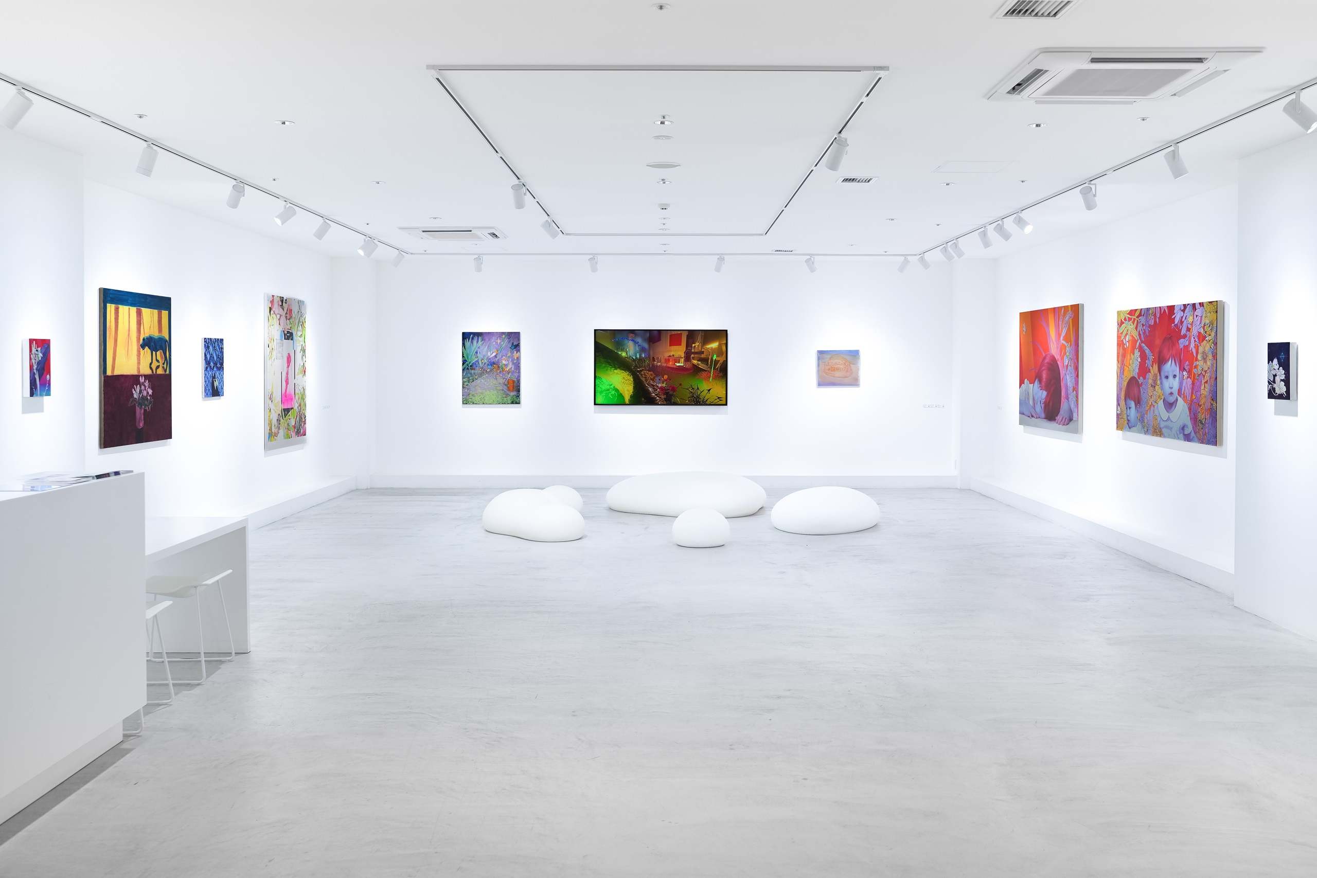 杜の街プラザ2 階にあるパブリックアートラウンジ「Le Metté Adeline ( ルメテ アデリン)」