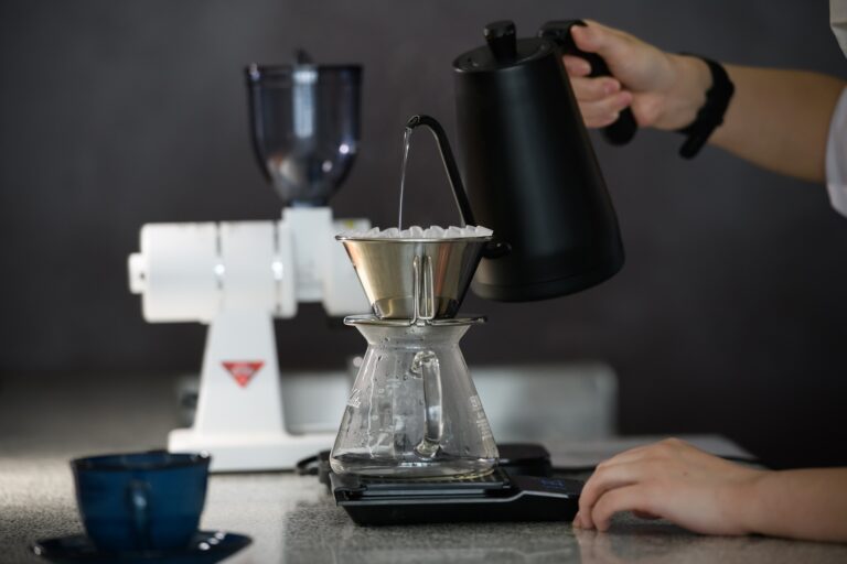 「喫茶十色」11月1日オープン